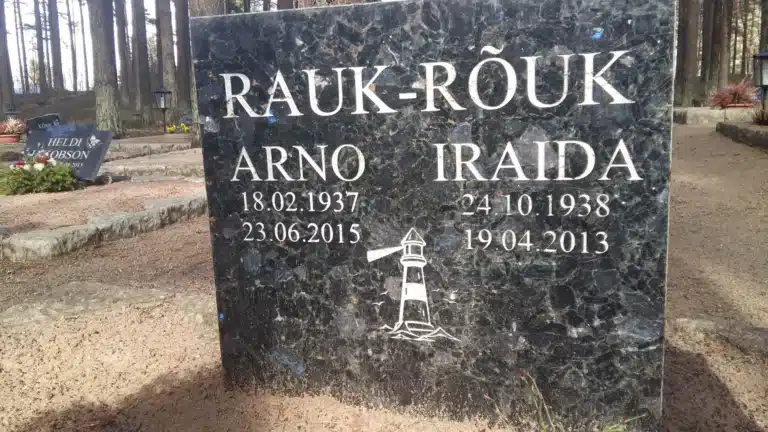 galerii_hauakivid_ja_hauaplaadid_13