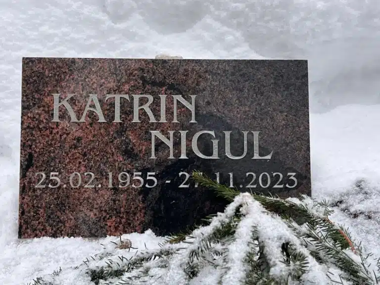 galerii_hauakivid_ja_hauaplaadid_53