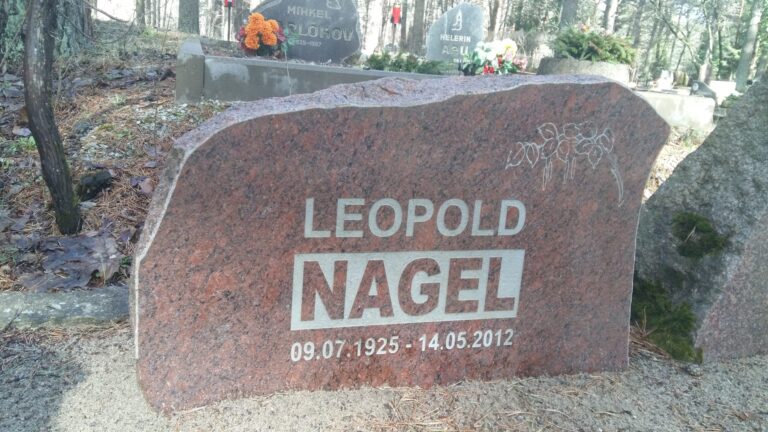 galerii_hauakivid_ja_hauaplaadid_75