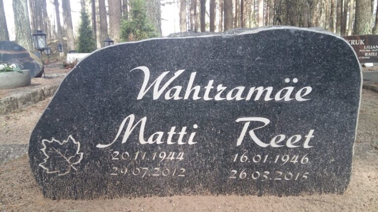 galerii_hauakivid_ja_hauaplaadid_86