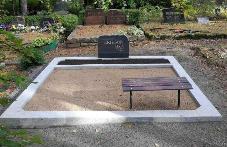 galerii_karestatud_pinnaga-graniidist_hauapiirded_6