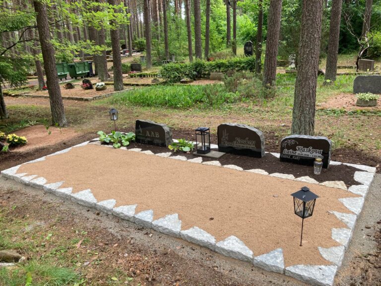 galerii_paekivist_hauapiirded_6