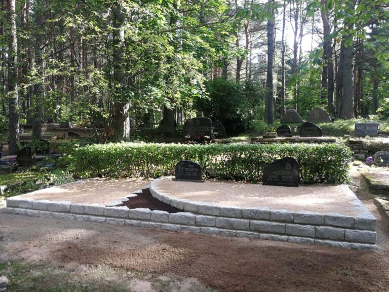 galerii_paekivist_hauapiirded_7