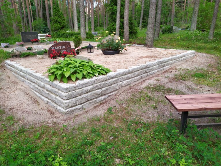 galerii_paekivist_hauapiirded_9