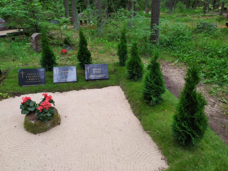 galerii_siirdemurust_ja_mattast_hauapiirded_2