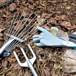 4- kohalise hauaplatsi hooajaline hooldus (7 korda)