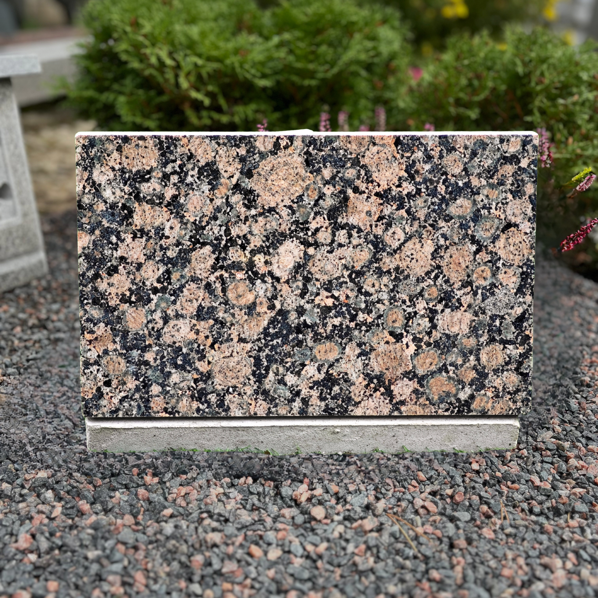 Hauaplaat Balti pruun - 25x40x3cm